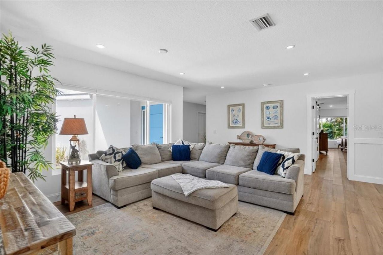 2201 Webber Street, Sarasota, FL 34239 Photo