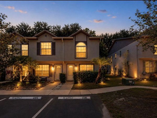 2316 FLETCHERS POINT CIRCLE, TAMPA, FL 33613