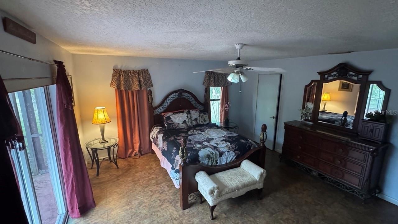 2102 28th Street Court E, Palmetto, FL 34221 Photo