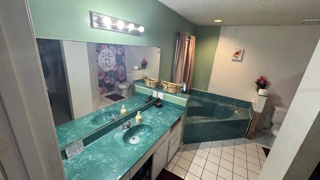 2102 28th Street Court E, Palmetto, FL 34221 Photo