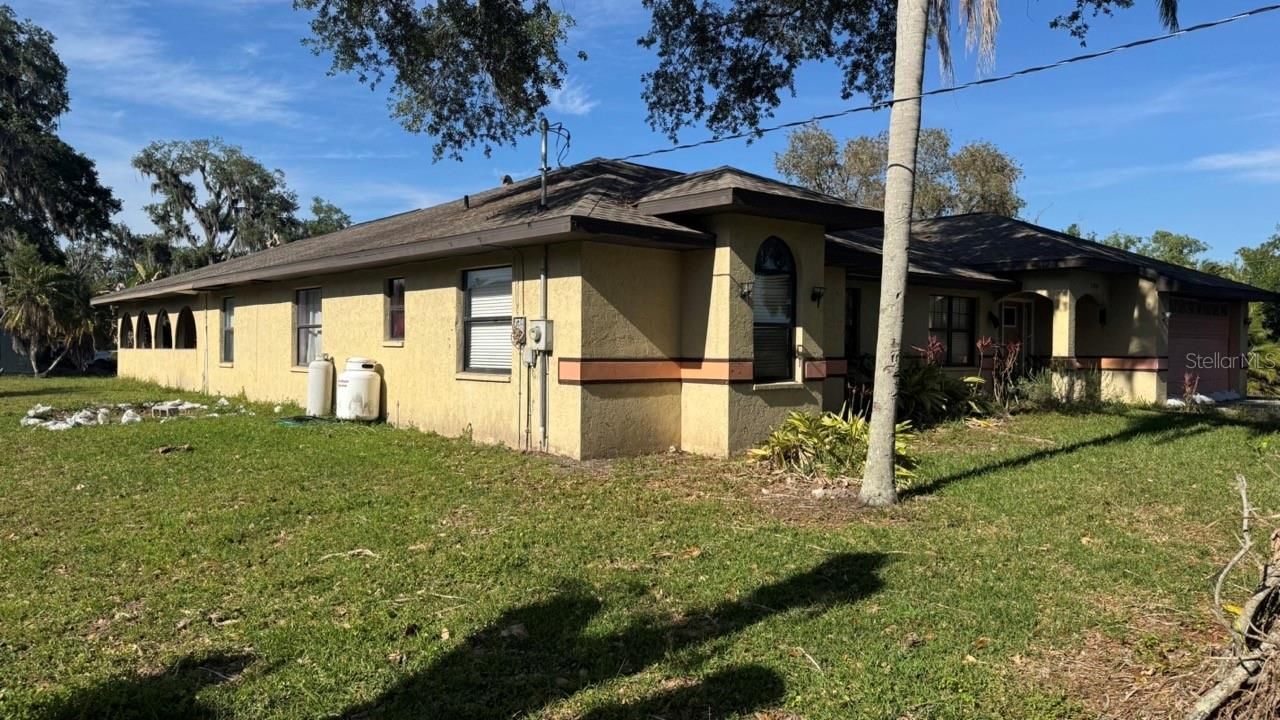 2102 28th Street Court E, Palmetto, FL 34221 Photo