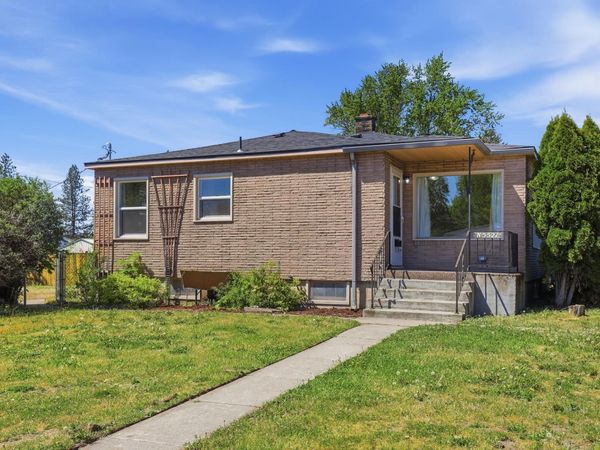 5521 N Madison St, Spokane, WA 99205