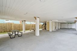 400 Hillside Drive photo 4
