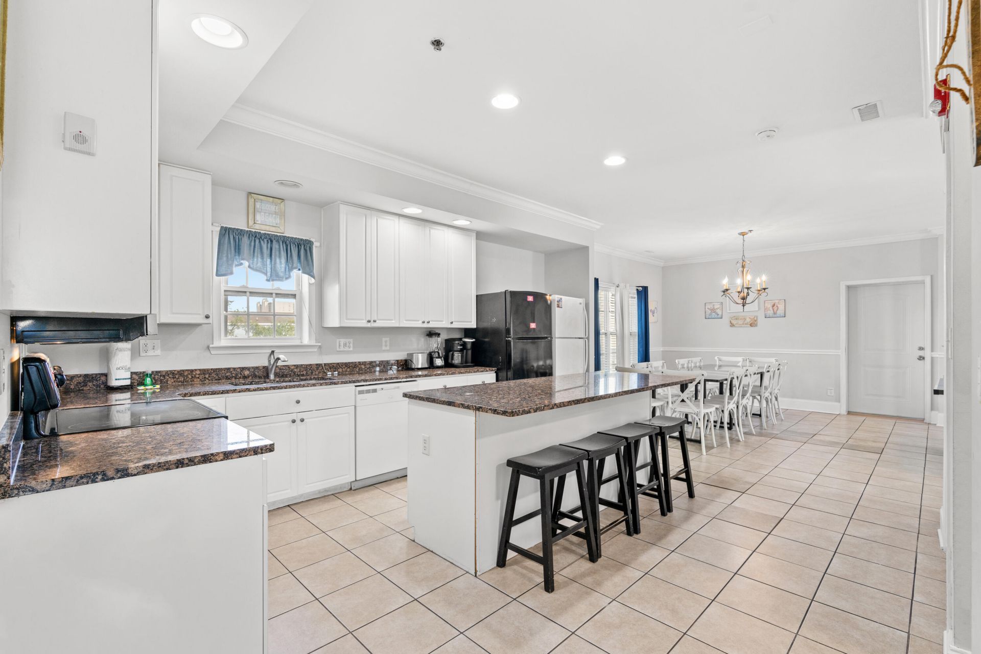 400 Hillside Drive Photo 50