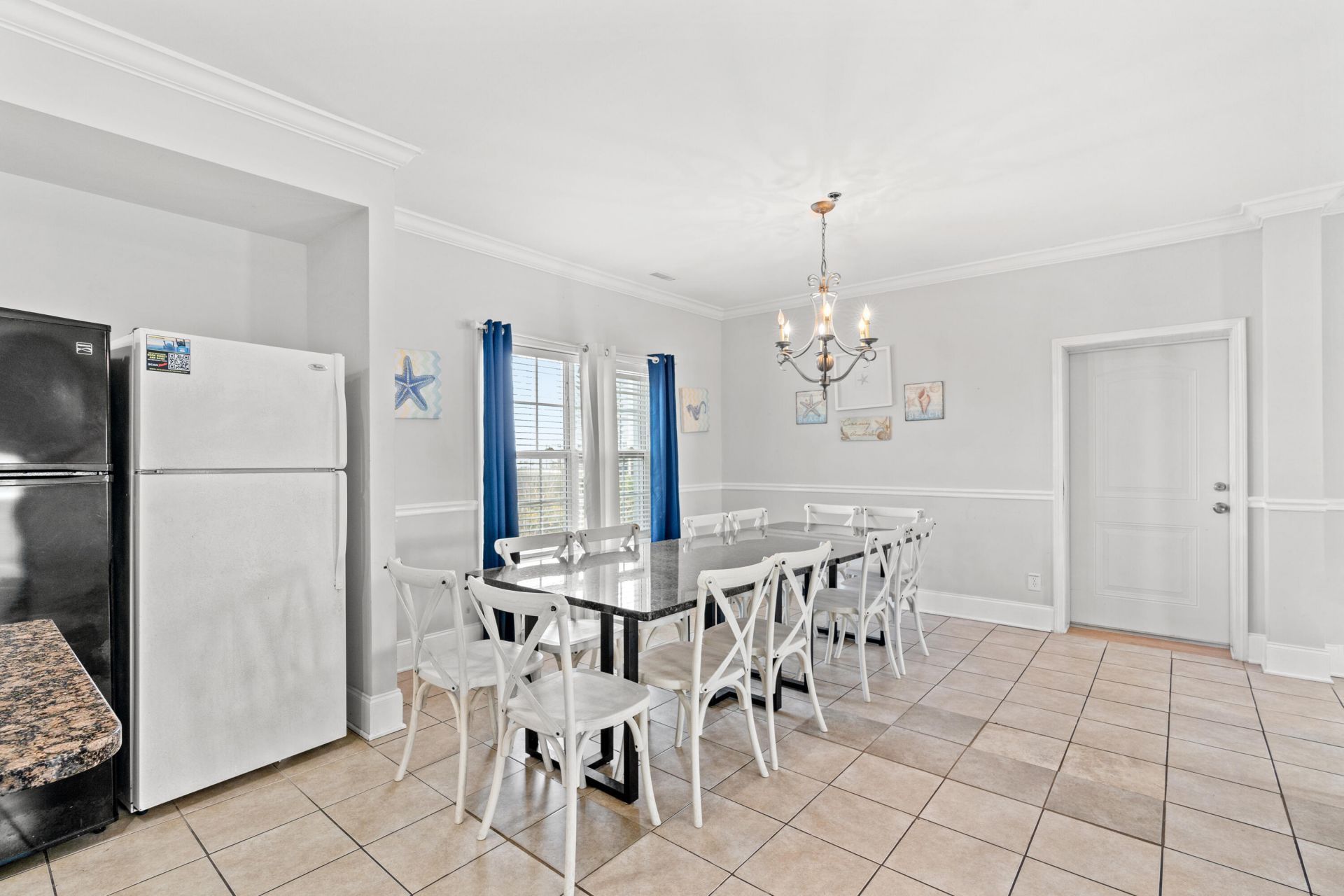 400 Hillside Drive Photo 51