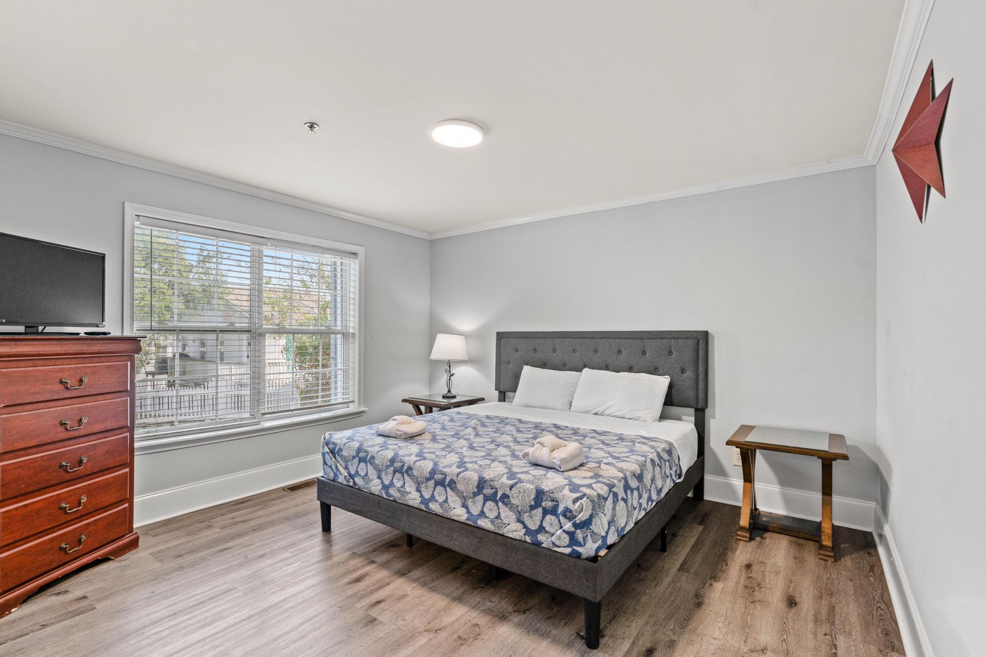 400 Hillside Drive Photo 61