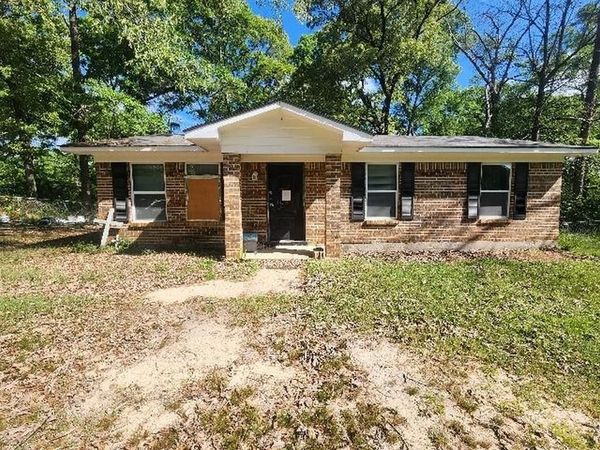 9300 Agee Road , Semmes, AL 36575