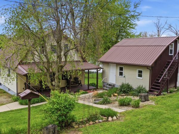 402 S Kohn Drive, Albion, IN 46701