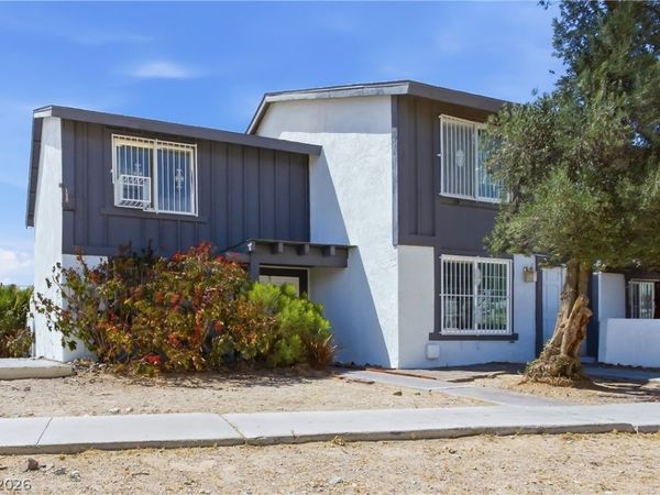 3111 Chadford Place , Las Vegas, NV 89102