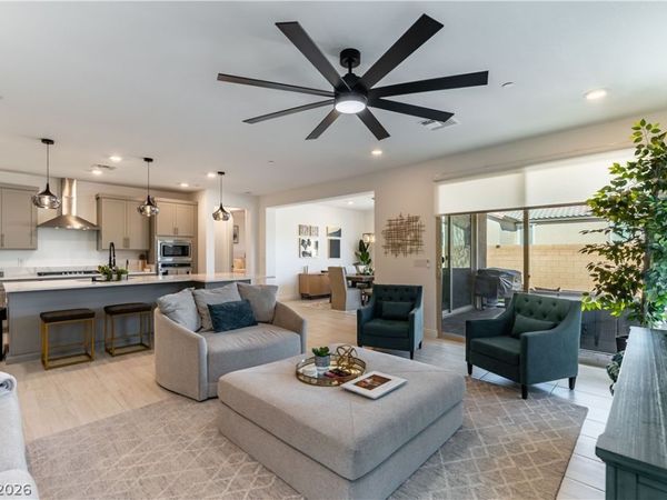 6562 Sandero Springs Street, Las Vegas, NV 89166