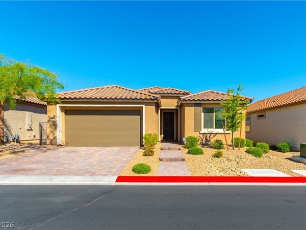 6562 Sandero Springs Street , Las Vegas, NV 89166