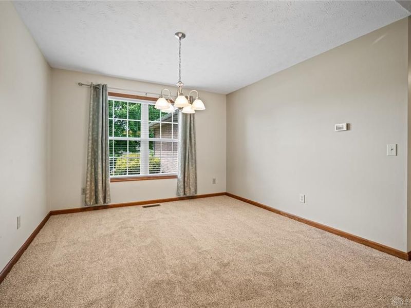 309 Sharon Court, Middletown, OH 45042 Photo 13