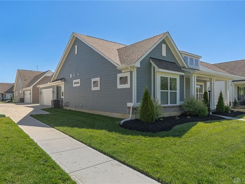 5039 Pepperwell Circle, Sugarcreek Township, OH 45440 Photo 3