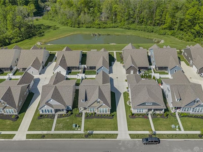 5039 Pepperwell Circle, Sugarcreek Township, OH 45440 Photo 7