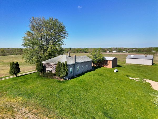 4659 Hendershot Avenue NW, Grand Rapids, MI 49544