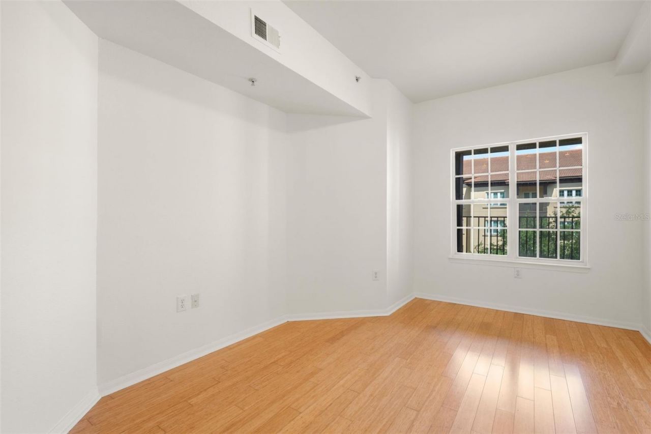 200 4th Avenue S, Unit 302, Saint Petersburg, FL 33701 Photo