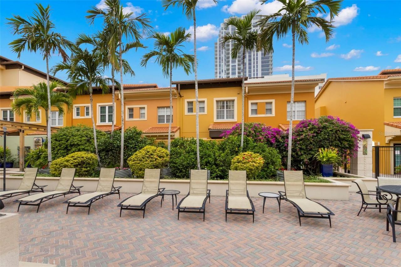 200 4th Avenue S, Unit 302, Saint Petersburg, FL 33701 Photo