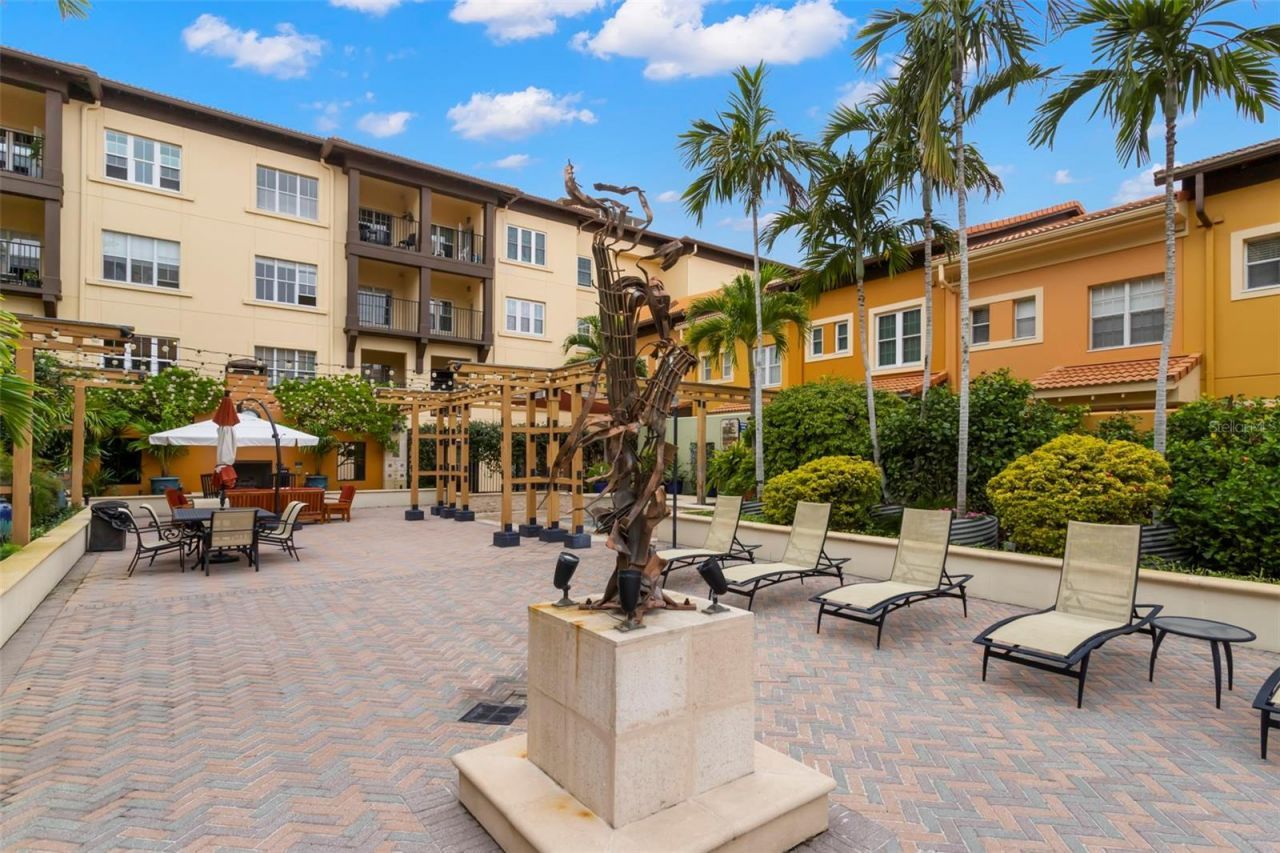 200 4th Avenue S, Unit 302, Saint Petersburg, FL 33701 Photo