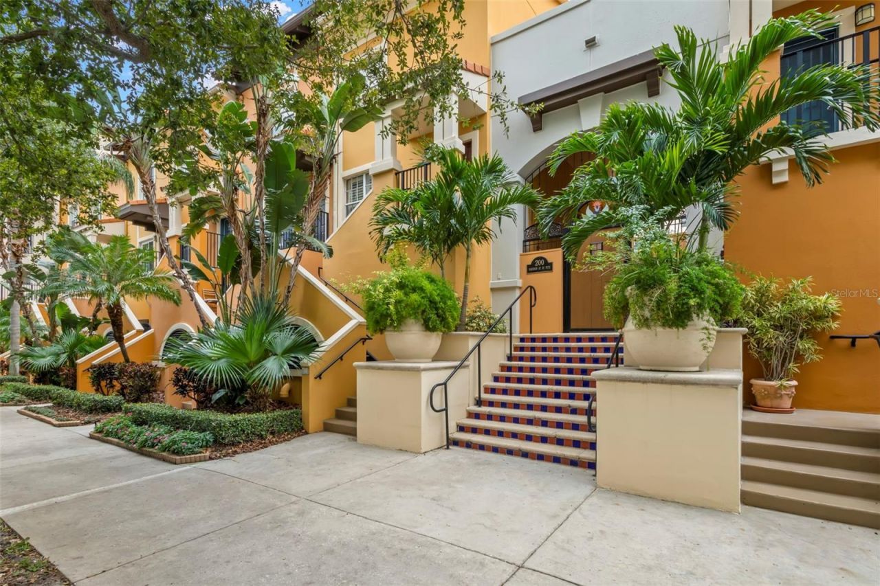 200 4th Avenue S, Unit 302, Saint Petersburg, FL 33701 Photo