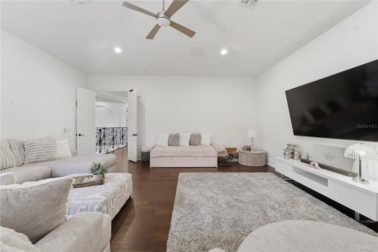 9222 Tibet Pointe Circle, Windermere, FL 34786 Photo