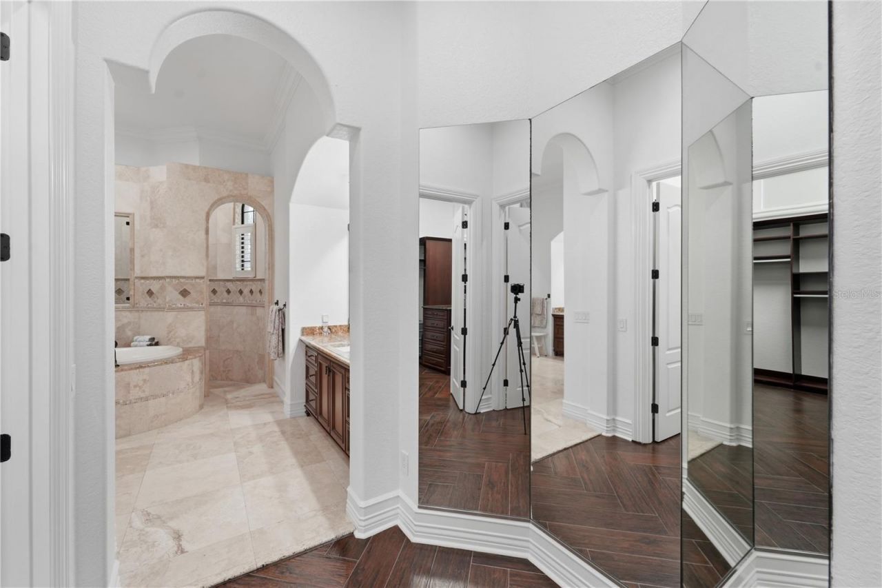 9222 Tibet Pointe Circle, Windermere, FL 34786 Photo
