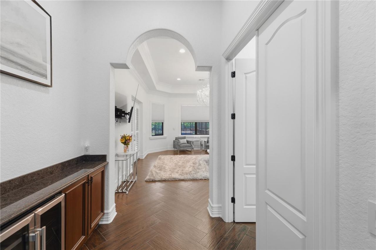 9222 Tibet Pointe Circle, Windermere, FL 34786 Photo
