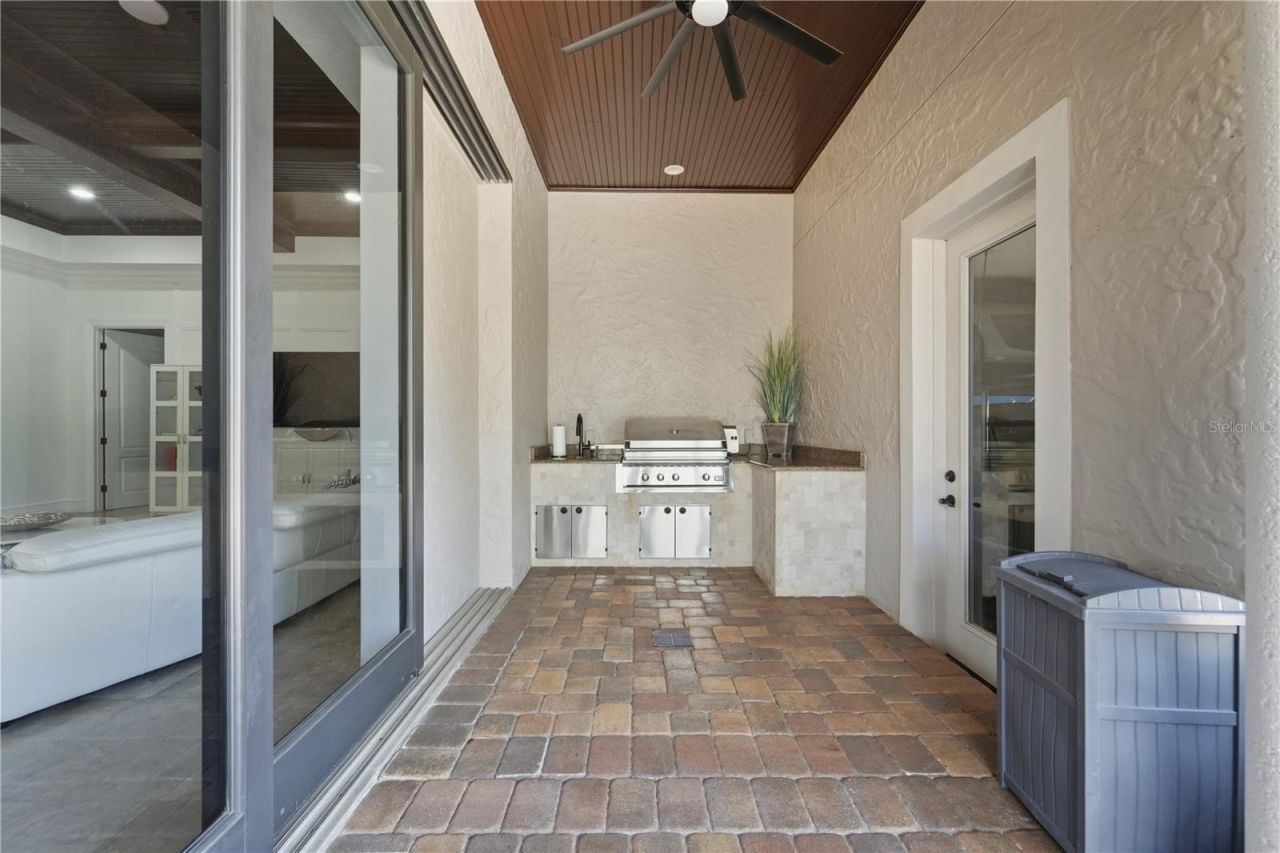 9222 Tibet Pointe Circle, Windermere, FL 34786 Photo