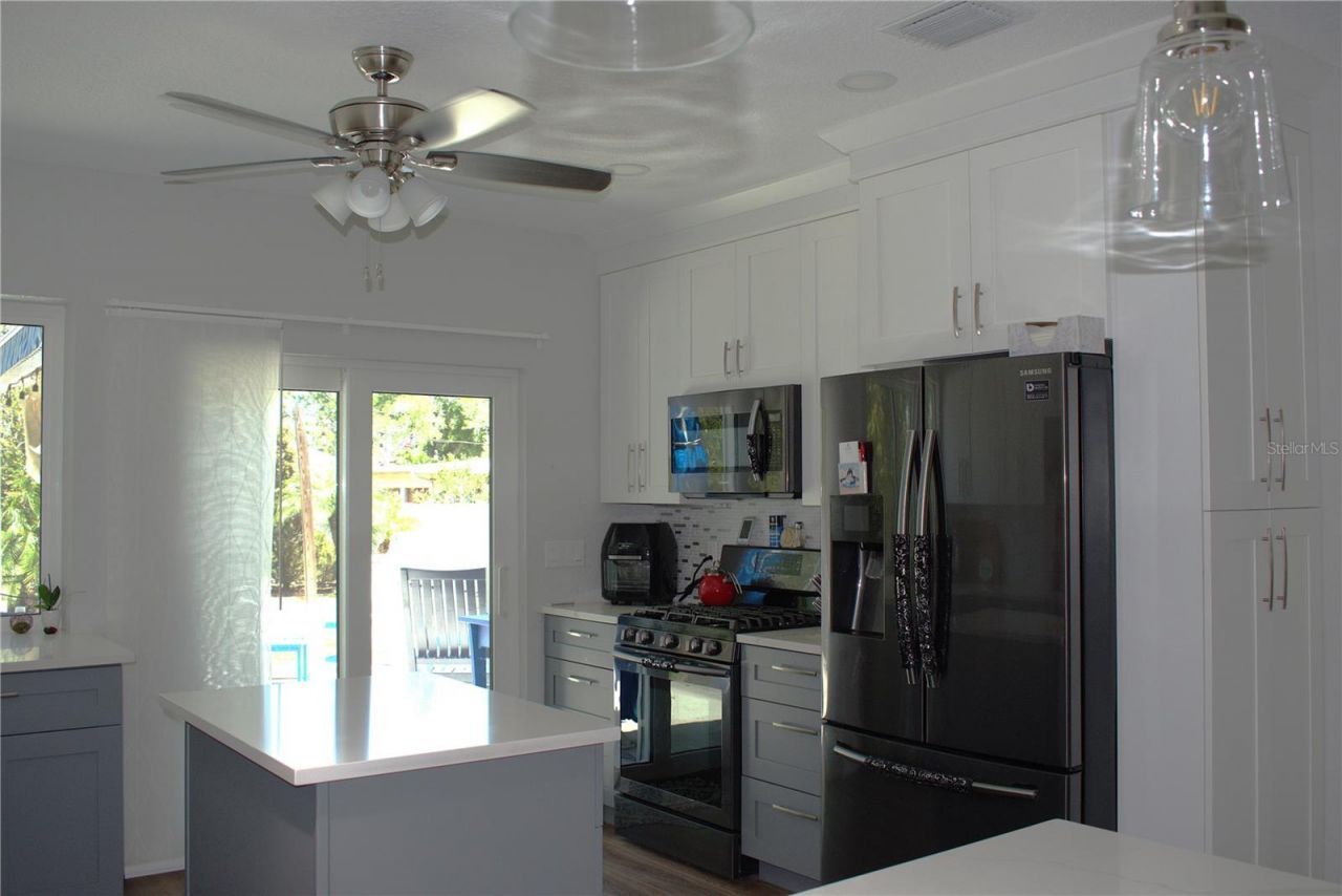 4325 78th Avenue N, Pinellas Park, FL 33781 Photo