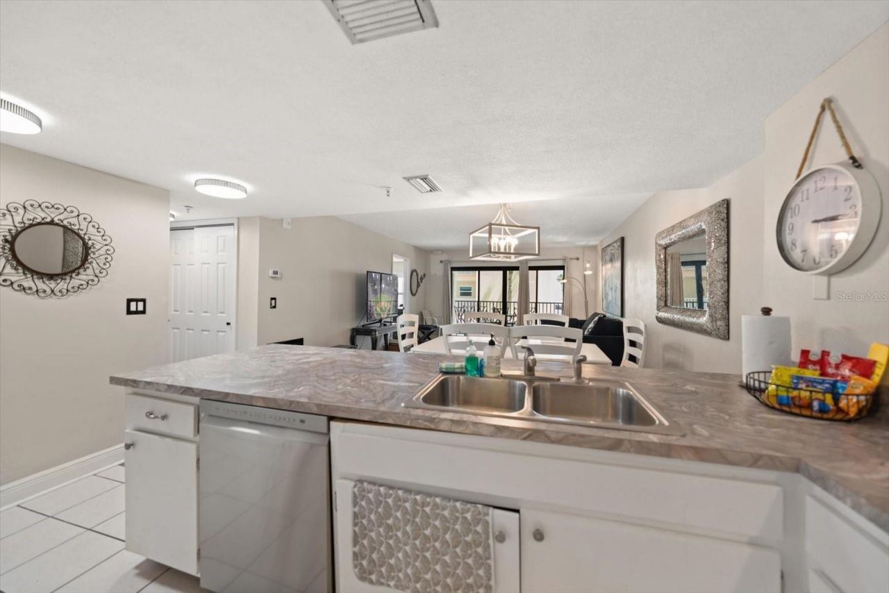 12924 Gulf Boulevard, Unit 110, Madeira Beach, FL 33708 Photo