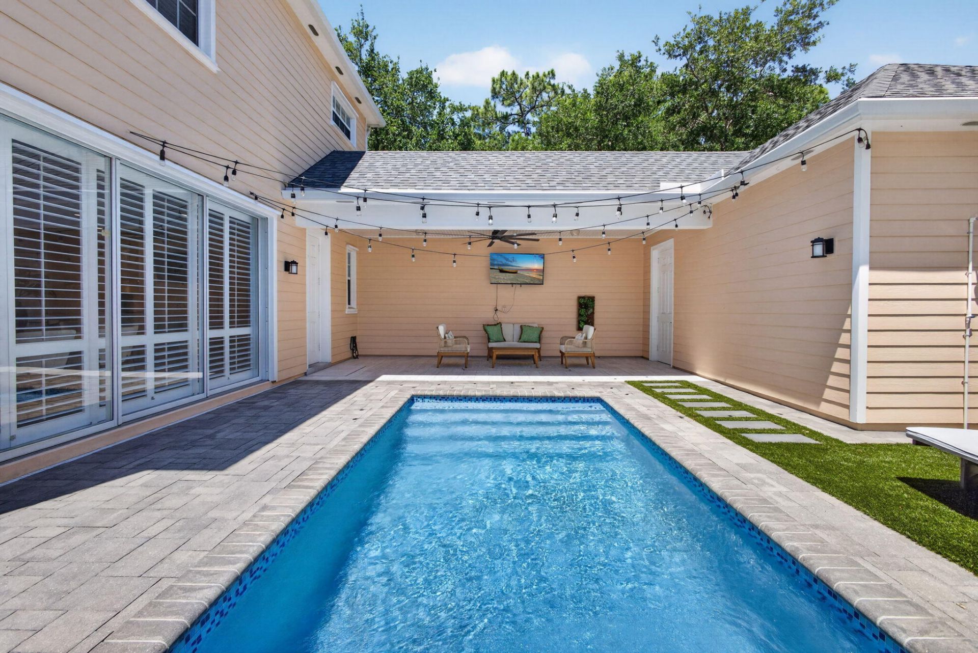 111 Honeysuckle Drive, Jupiter, FL 33458 Photo