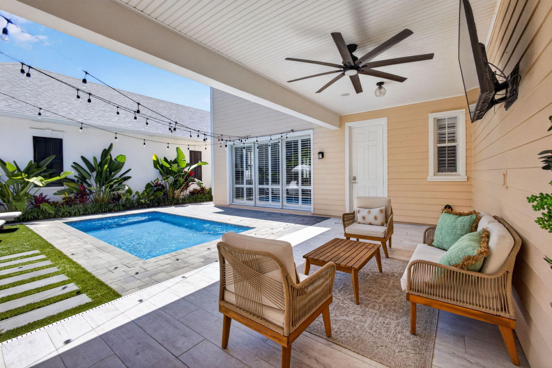 111 Honeysuckle Drive, Jupiter, FL 33458 Photo