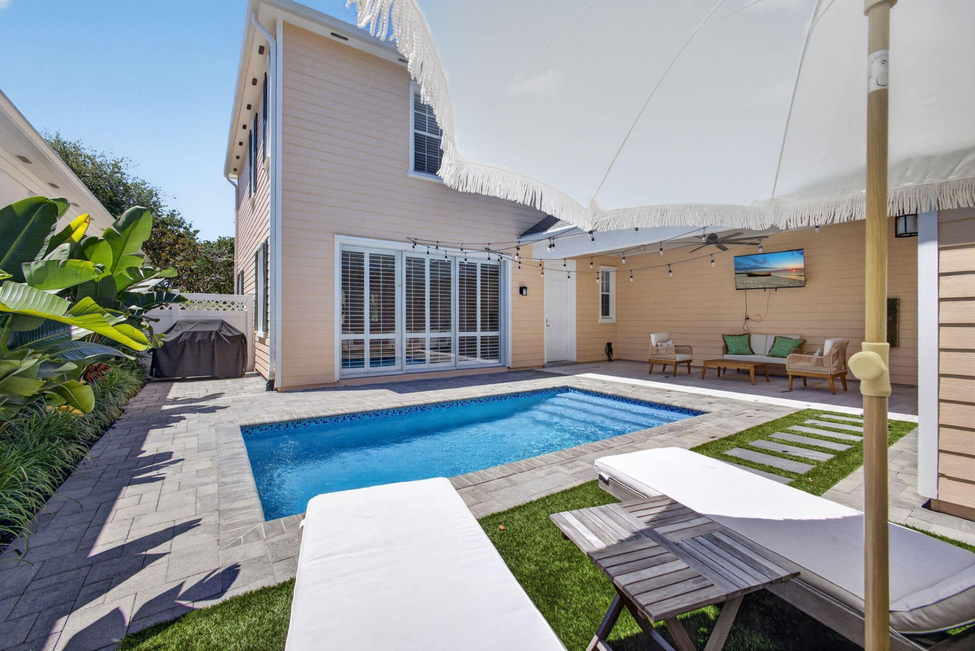 111 Honeysuckle Drive, Jupiter, FL 33458 Photo