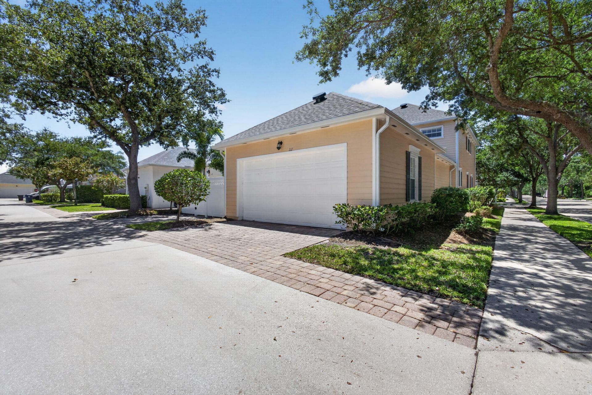 111 Honeysuckle Drive, Jupiter, FL 33458 Photo