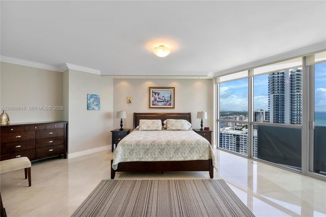 3101 S Ocean Dr, Unit 2705, Hollywood, FL 33019 Photo