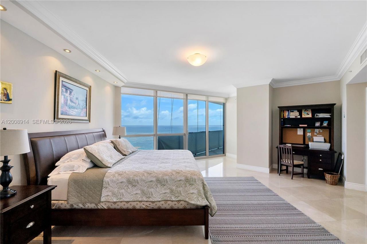 3101 S Ocean Dr, Unit 2705, Hollywood, FL 33019 Photo