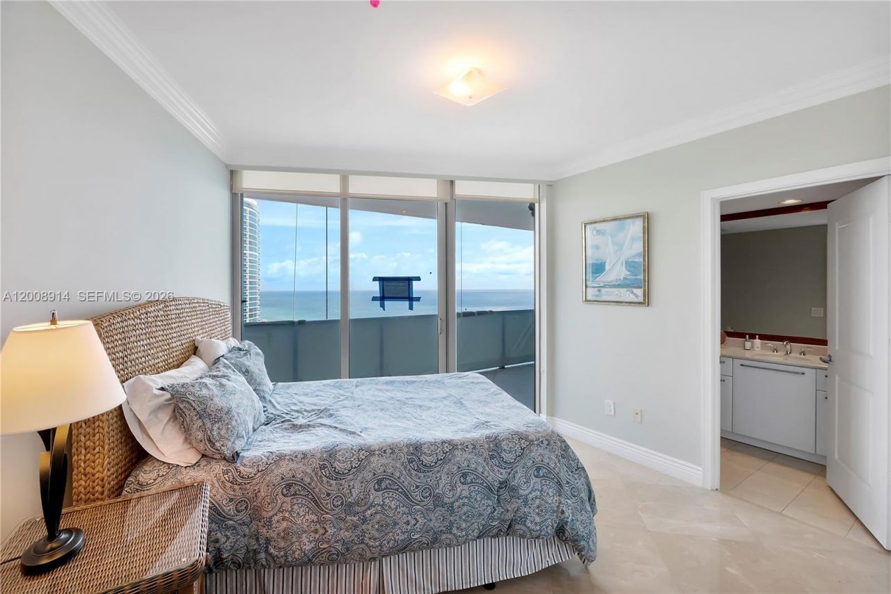 3101 S Ocean Dr, Unit 2705, Hollywood, FL 33019 Photo