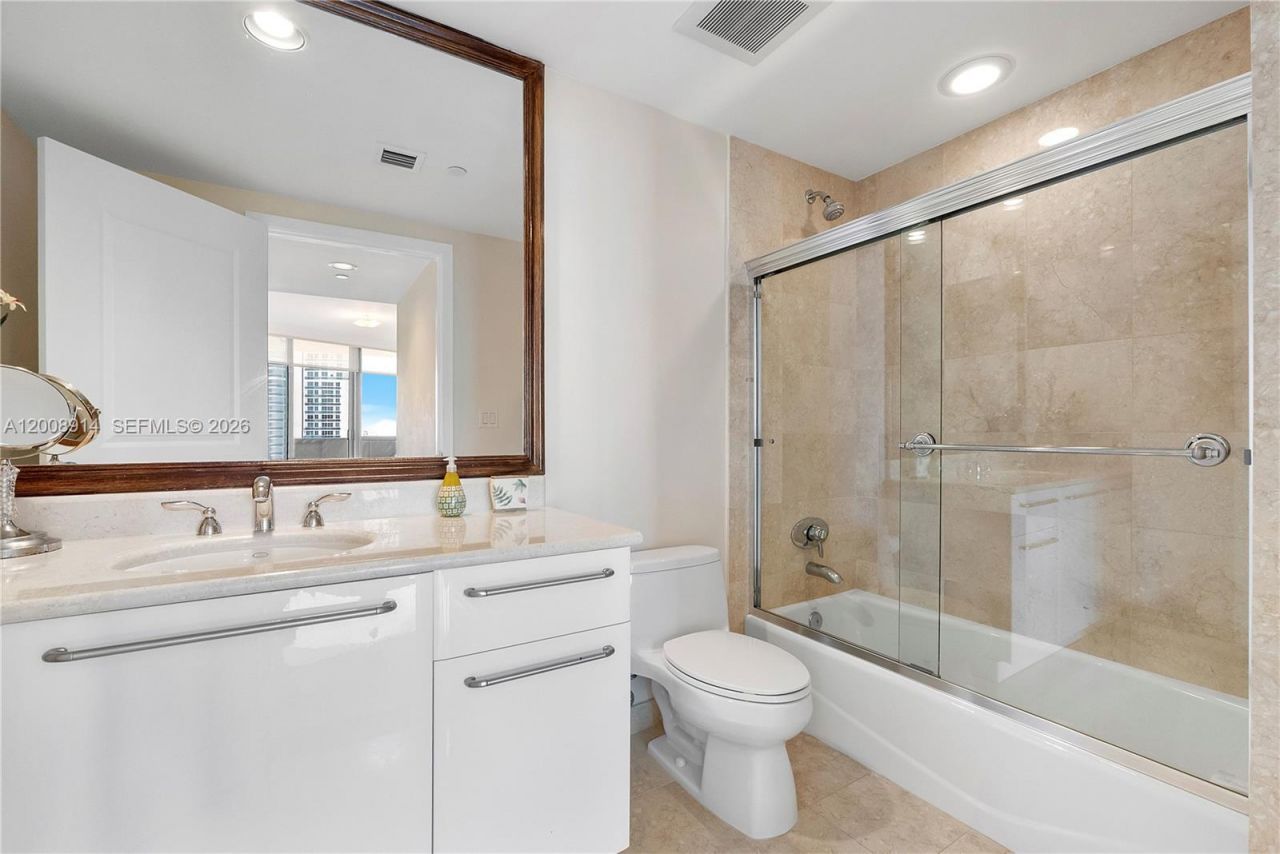 3101 S Ocean Dr, Unit 2705, Hollywood, FL 33019 Photo