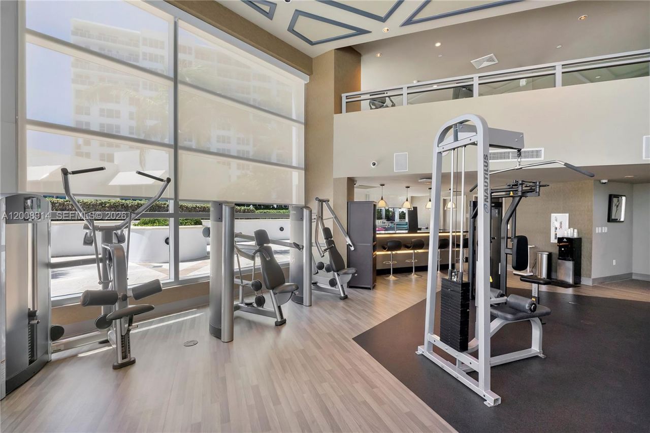 3101 S Ocean Dr, Unit 2705, Hollywood, FL 33019 Photo