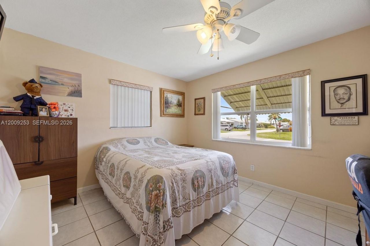 124 SW 10th St , Boynton Beach, FL 33426 Photo