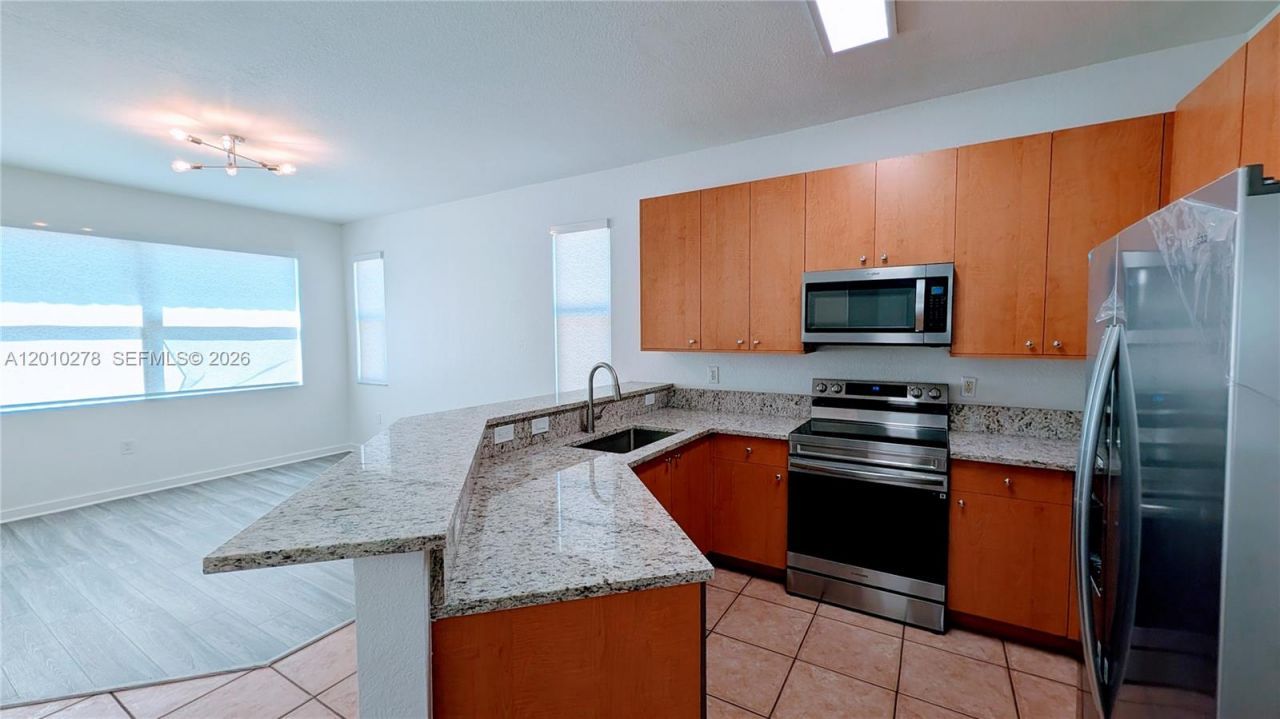 2151 NE 37th Ter , Homestead, FL 33033 Photo