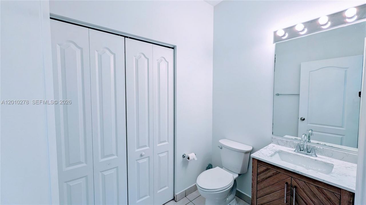 2151 NE 37th Ter , Homestead, FL 33033 Photo