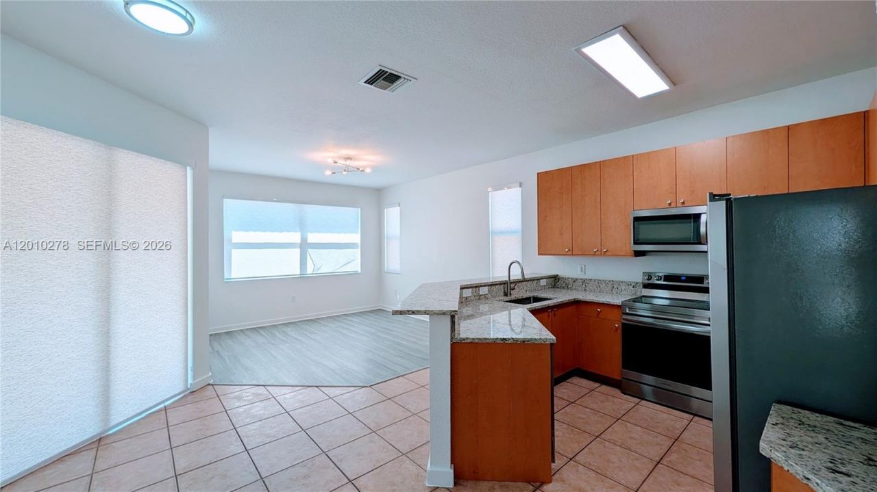 2151 NE 37th Ter , Homestead, FL 33033 Photo