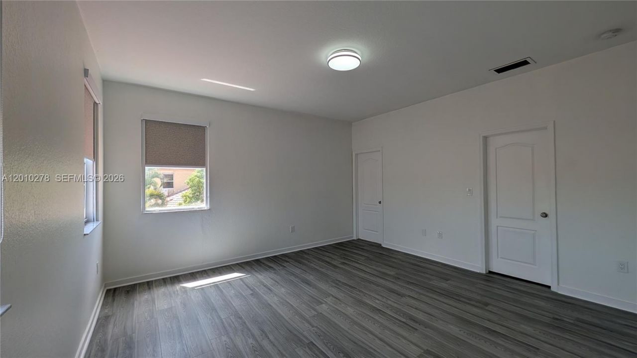 2151 NE 37th Ter , Homestead, FL 33033 Photo