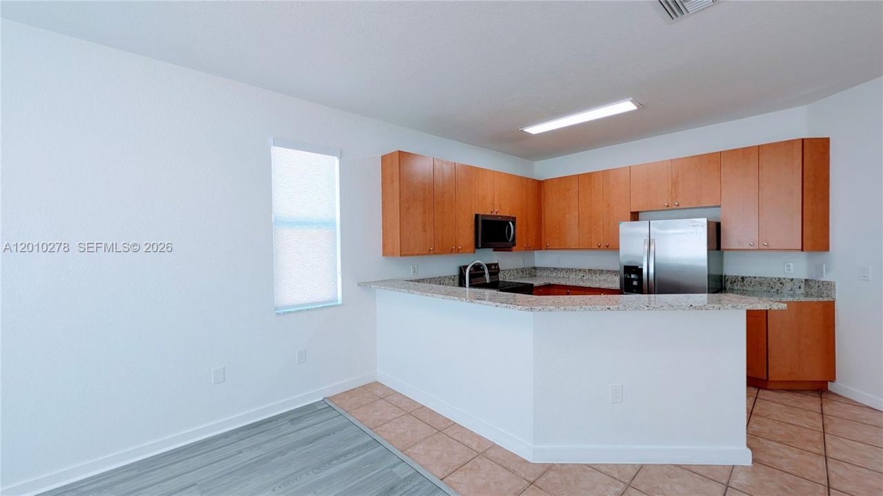 2151 NE 37th Ter , Homestead, FL 33033 Photo