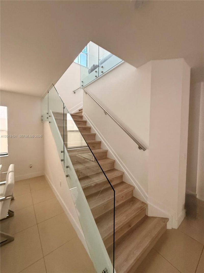 8640 NW 101st Pl , Doral, FL 33178 Photo