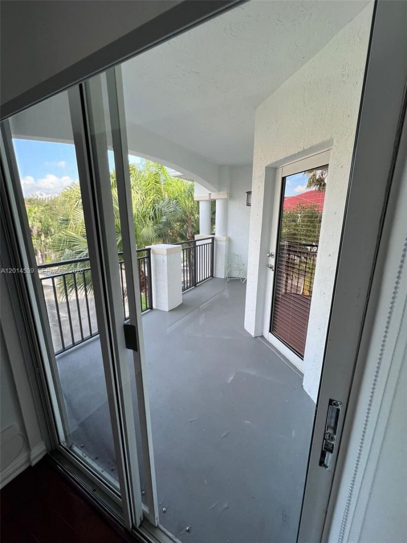 3165 NE 184th St , Unit 6304, Aventura, FL 33160 Photo