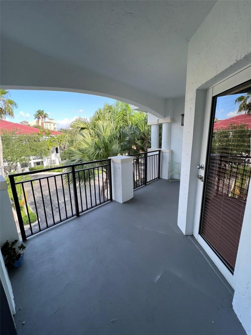 3165 NE 184th St , Unit 6304, Aventura, FL 33160 Photo