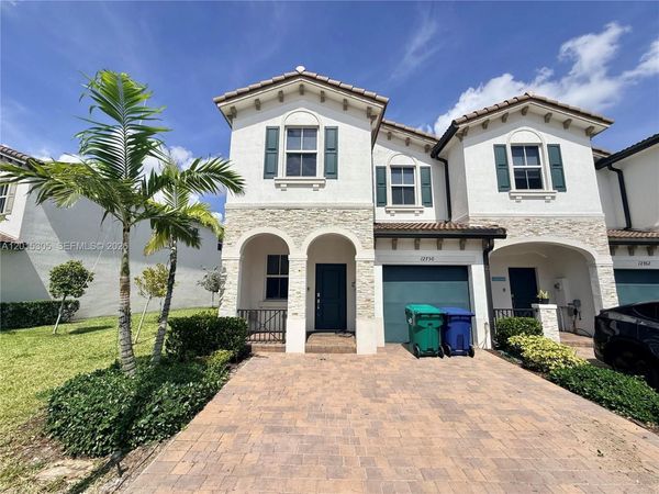 12750 NW 23rd Pl , Miami, FL 33167
