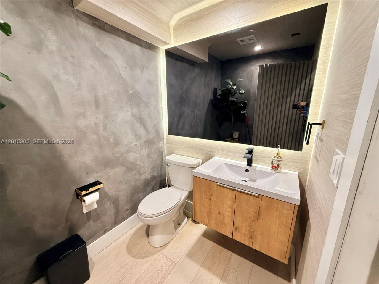 12750 NW 23rd Pl, Miami, FL 33167 Photo