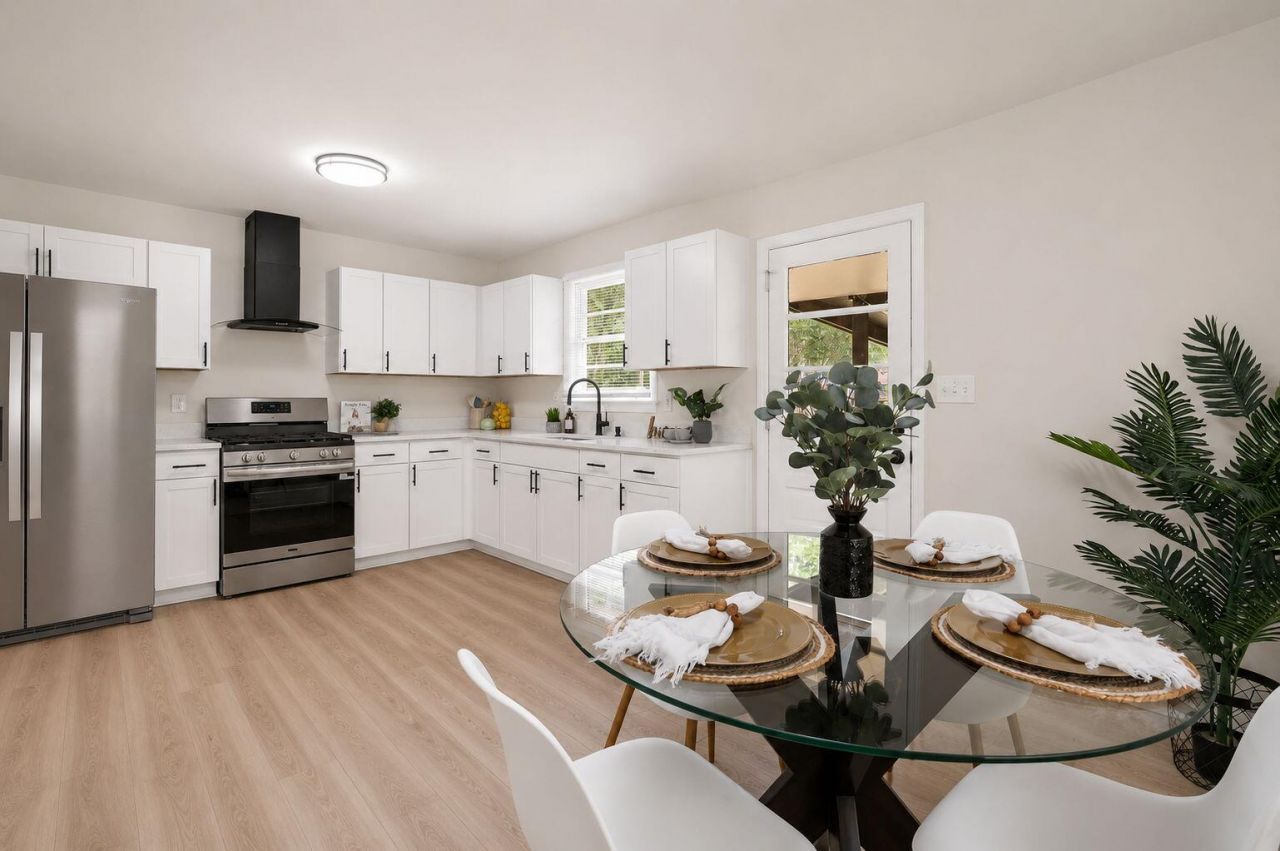 5304 Eileen Street Photo 14